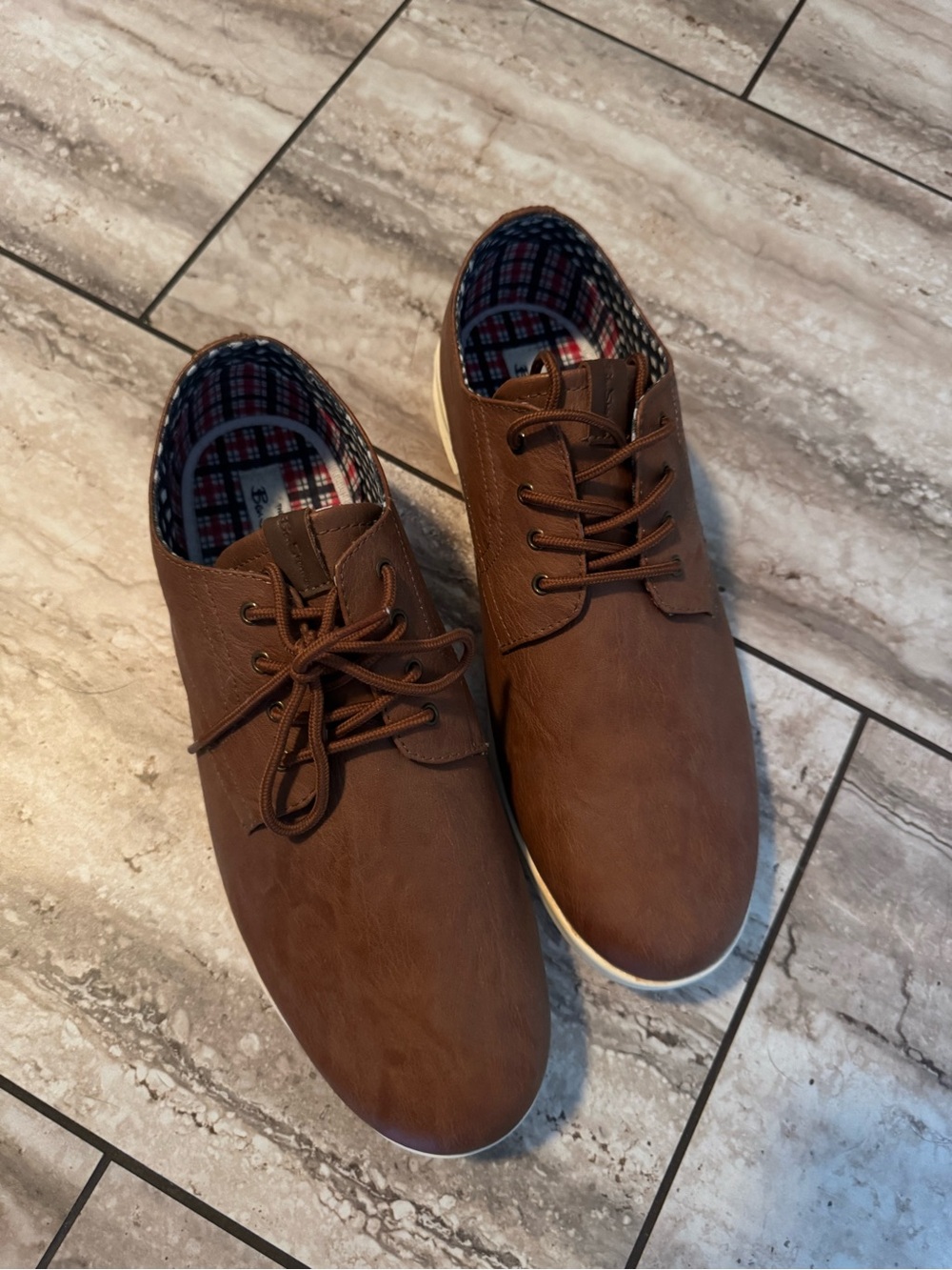 Ben Sherman sneakers